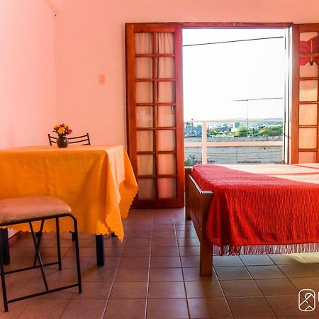 Апартаменты Complejo Urquiza Departamentos Мина-Клаверо Экстерьер фото