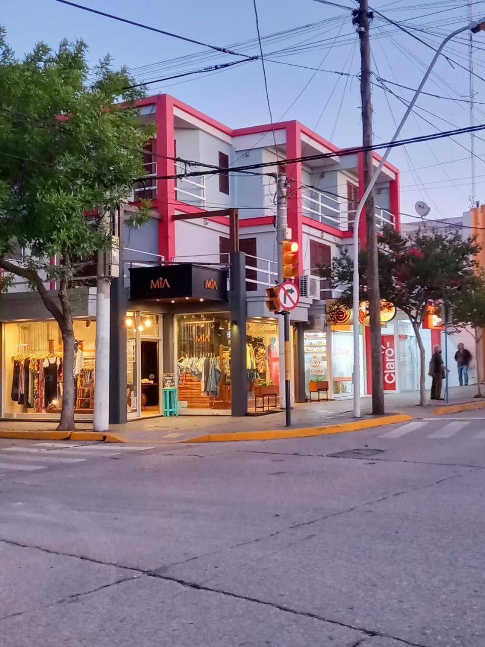Апартаменты Complejo Urquiza Departamentos Мина-Клаверо Экстерьер фото
