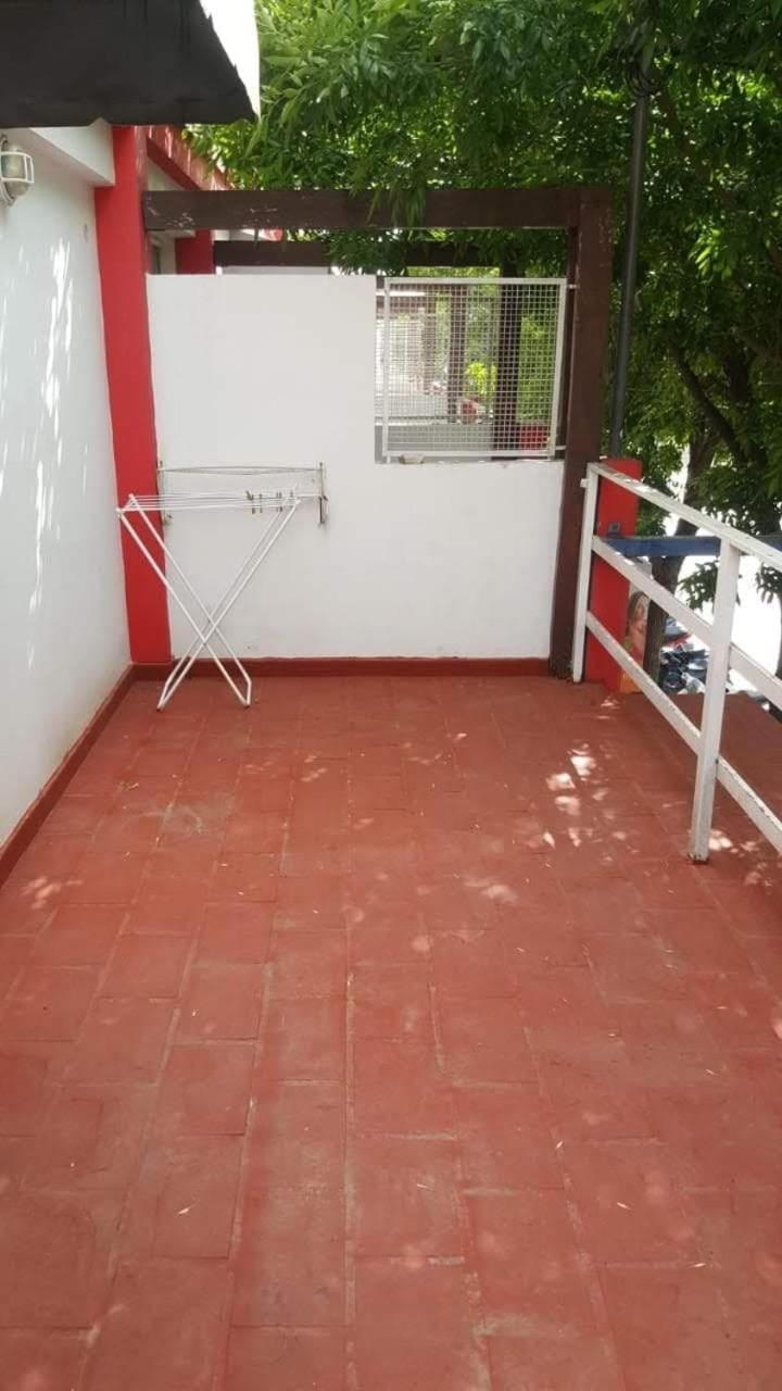 Апартаменты Complejo Urquiza Departamentos Мина-Клаверо Экстерьер фото