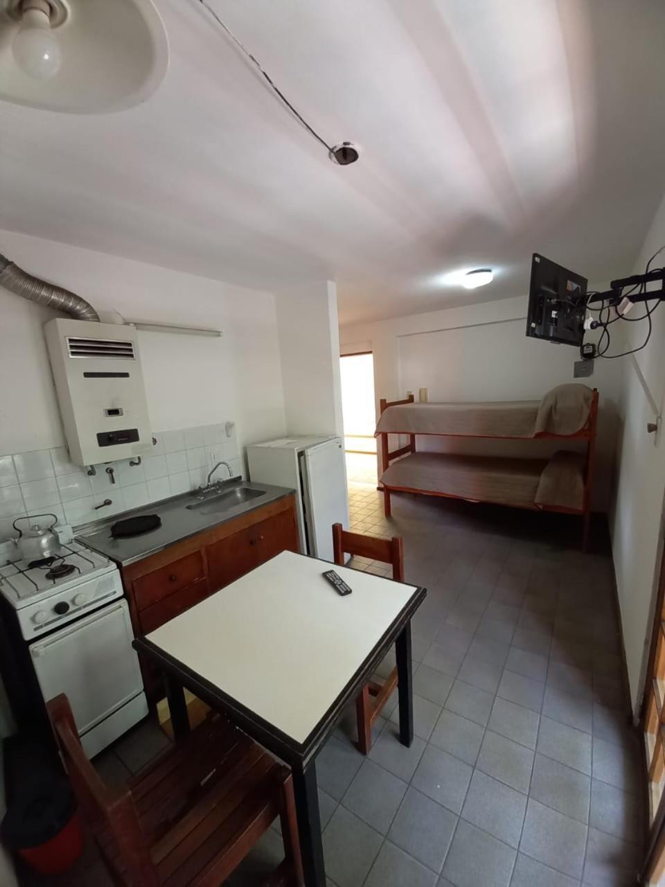 Апартаменты Complejo Urquiza Departamentos Мина-Клаверо Экстерьер фото