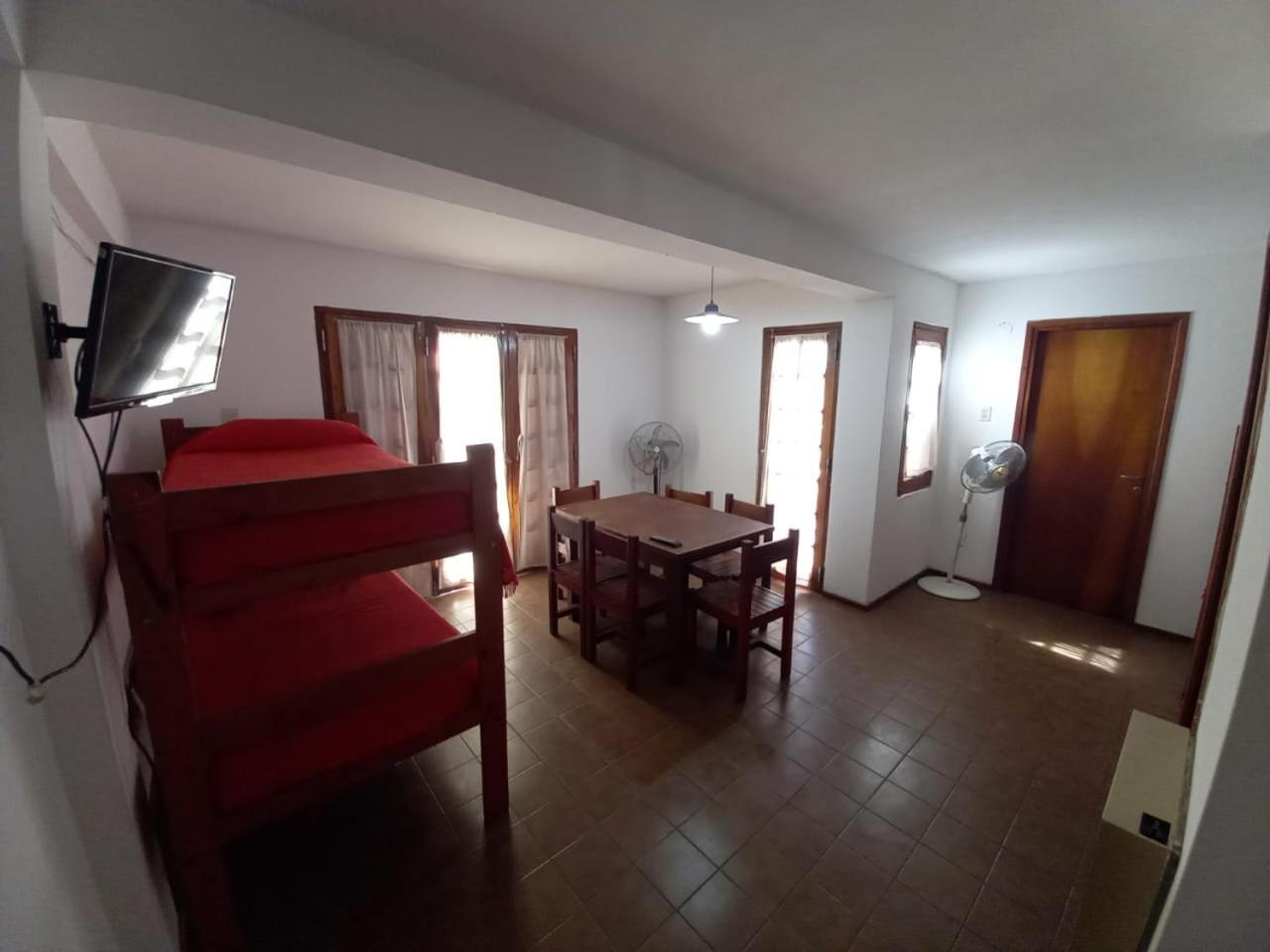 Апартаменты Complejo Urquiza Departamentos Мина-Клаверо Экстерьер фото